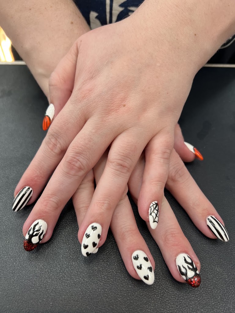 Star Nails 07026