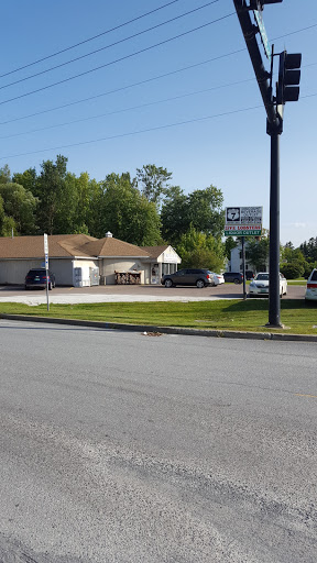 Deli «Route 7 Liquor and Deli», reviews and photos, 2659 Shelburne Rd, Shelburne, VT 05482, USA
