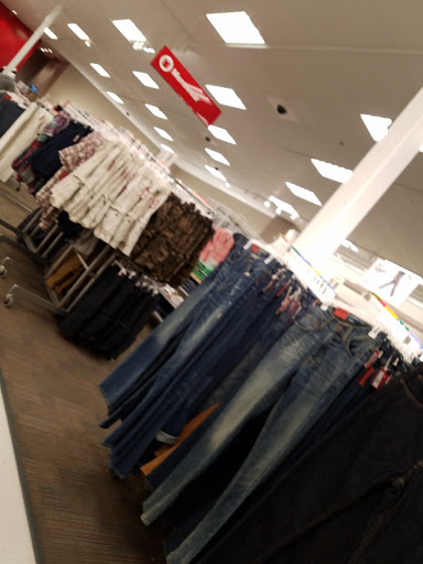 Department Store «Target», reviews and photos, 1717 Olentangy River Rd, Columbus, OH 43212, USA