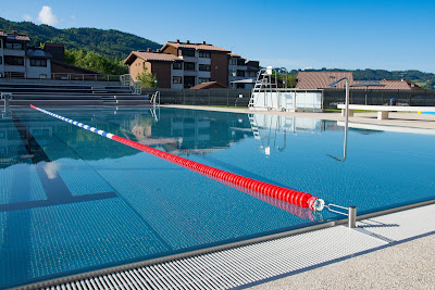 Piscine de la Vallée Verte "La Vague" à Boëge