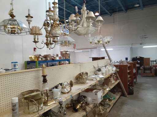 Building Materials Store «Habitat for Humanity Greater Harrisburg Area ReStore», reviews and photos, 800 Paxton St, Harrisburg, PA 17104, USA