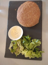 Hamburger du Restaurant français Restaurant La Cave à Eymoutiers - n°4