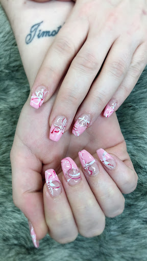 Nail Salon «Regal Nails Salon & Spa», reviews and photos, 101 Tanglewood Pkwy, Elizabeth City, NC 27909, USA