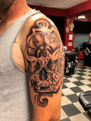 Tattoo Shop «Lucky DeVille Tattoo Co.», reviews and photos, 2333 Niagara Falls Blvd, Amherst, NY 14228, USA