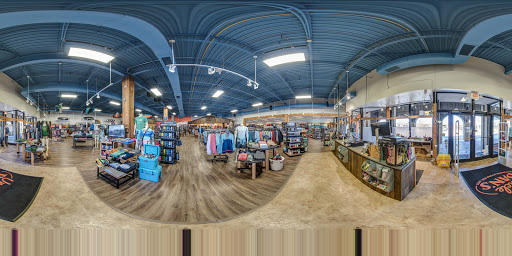 Sporting Goods Store «Erehwon Mountain Outfitter», reviews and photos, 2585 Waukegan Rd, Bannockburn, IL 60015, USA