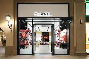 CHANEL FRAGRANCE AND BEAUTY BOUTIQUE image