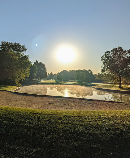 Golf Course «Oak Brook Golf Club», reviews and photos, 2606 York Rd, Oak Brook, IL 60523, USA
