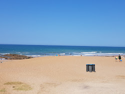 Graviers beach'in fotoğrafı uzun koy ile birlikte