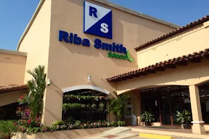 Riba Smith | Chitré image