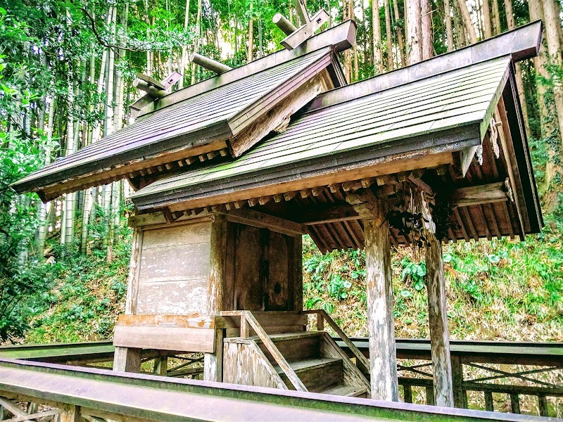 青垣神社（守留布神社）