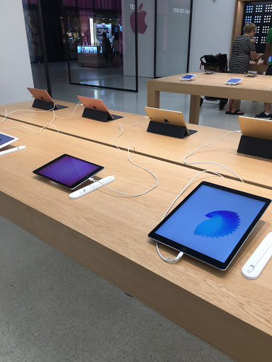 Computer Store «Apple Arrowhead», reviews and photos, 7700 W Arrowhead Towne Center, Glendale, AZ 85308, USA