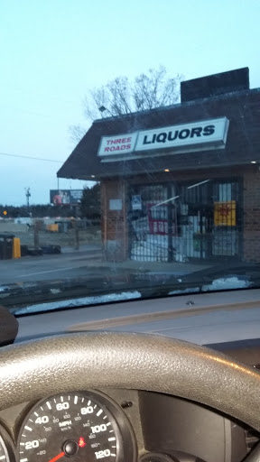 Liquor Store «Three Roads Liquors», reviews and photos, 13704 Brandywine Rd, Brandywine, MD 20613, USA