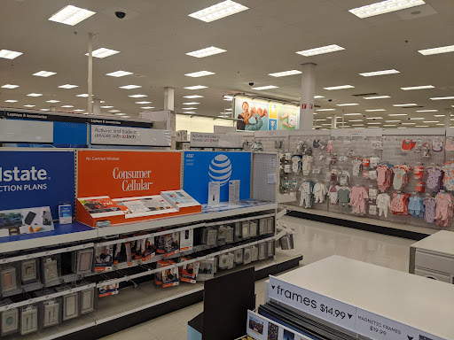 Department Store «Target», reviews and photos, 200 W Orangethorpe Ave, Fullerton, CA 92832, USA