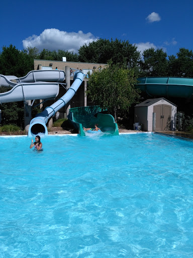 Water Park «Seafari Springs Aquatic Center», reviews and photos, 1700 Greenbrook Blvd, Hanover Park, IL 60133, USA