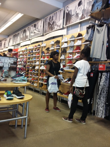 Shoe Store «Finish Line», reviews and photos, 1610 Lighthouse Pl, Michigan City, IN 46360, USA