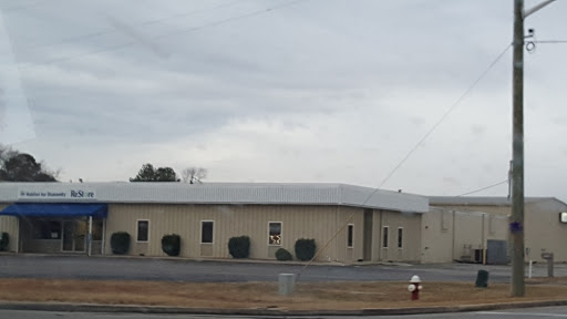 Thrift Store «Habitat For Humanity Restore», reviews and photos, 1123 Central Pkwy SW, Decatur, AL 35601, USA