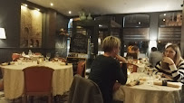 Atmosphère du Restaurant français Restaurant Alexis à Avesnes-sur-Helpe - n°10