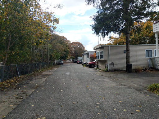 Peconicview Mobile Home Park image 5
