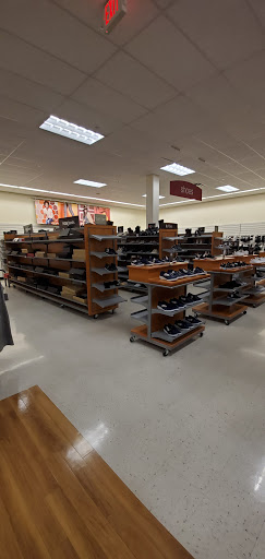 Department Store «T.J. Maxx», reviews and photos, 105 E Street Rd, Feasterville-Trevose, PA 19053, USA