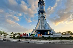 Monumen Tugu Mataram Metro image