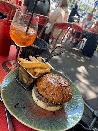 Hamburger du Restaurant Café Madeleine Paris - n°8