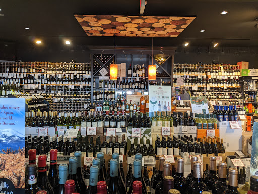 Liquor Store «Central Wine Merchants», reviews and photos, 8 Reaville Ave, Flemington, NJ 08822, USA