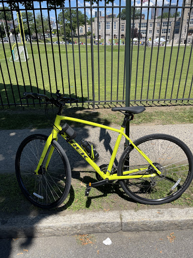 Bicycle Store «Pelham Bicycle Center», reviews and photos, 109 Wolfs Ln, Pelham, NY 10803, USA