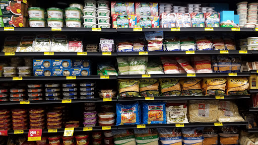 Grocery Store «Grocery Outlet Bargain Market», reviews and photos, 354 S 1st Ave, Hillsboro, OR 97123, USA