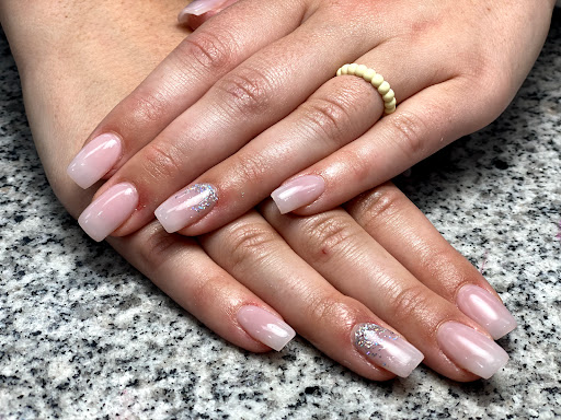 Nail Salon «VV Nails», reviews and photos, 2809 Bickford Ave # G, Snohomish, WA 98290, USA