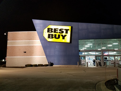 Electronics Store «Best Buy», reviews and photos, 1830 Towne Centre Dr, North Aurora, IL 60542, USA