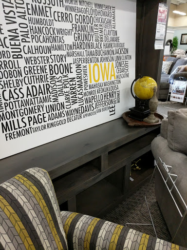 Furniture Store «Art Van Furniture - Coralville», reviews and photos, 2300 Jones Blvd, Coralville, IA 52241, USA
