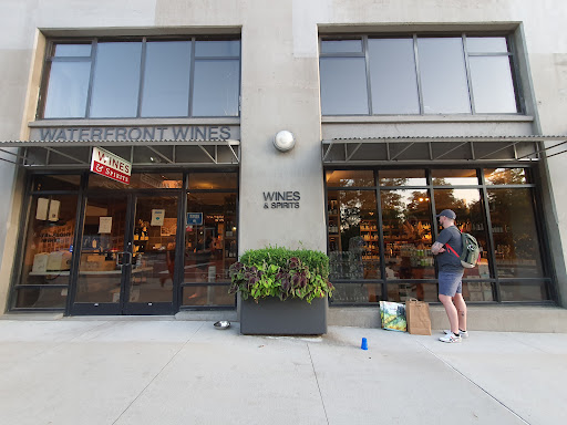 Waterfront Wines & Spirits, 360 Furman St, Brooklyn, NY 11201, USA, 