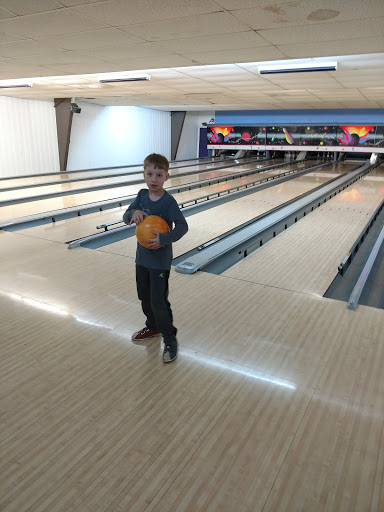 Bowling Alley «Shelbyville Lanes», reviews and photos, 105 Davis Ln, Shelbyville, TN 37160, USA