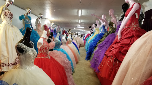 Bridal Shop «Lady Secrets - Quinceañera, Bridal, and Prom Dresses», reviews and photos, 19240 SE Stark St, Portland, OR 97233, USA