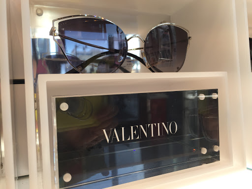 Boutique «VALENTINO», reviews and photos, 324 N Rodeo Dr, Beverly Hills, CA 90210, USA