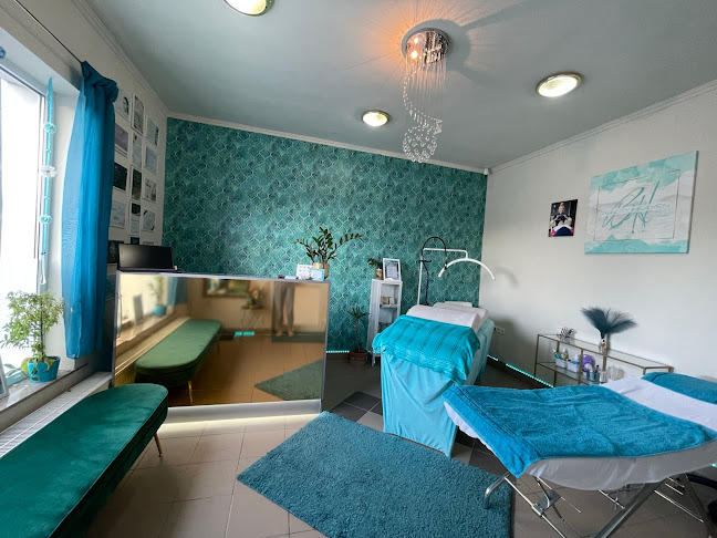 Beauty Heaven by Darab Vivien