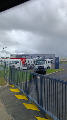 MAN TRUCKS & BUS à Itancourt
