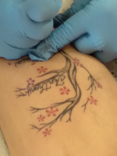 Tattoo Shop «Familia Ink Tattoo Co.», reviews and photos, 810 W Rancier Ave Ste. 300, Killeen, TX 76541, USA