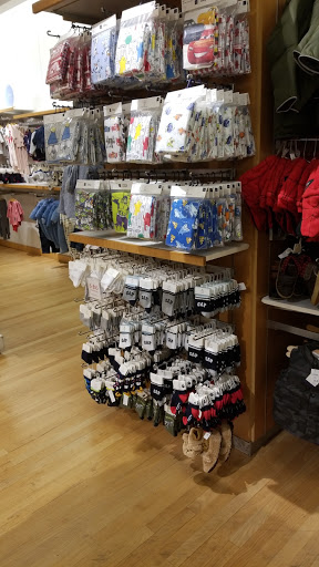 Clothing Store «Gap», reviews and photos, 7430 164th Ave NE, Redmond, WA 98052, USA