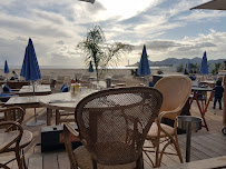 Atmosphère du Restaurant méditerranéen Plage Goéland à Cannes - n°2