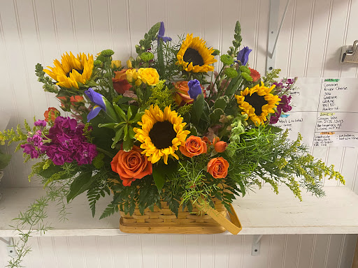 Florist «Petals To Go», reviews and photos, 1515 N Walnut Ave, New Braunfels, TX 78130, USA