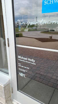 Charles Schwab - Photo 3 - Car repair in Perrysburg, OH, Toledo