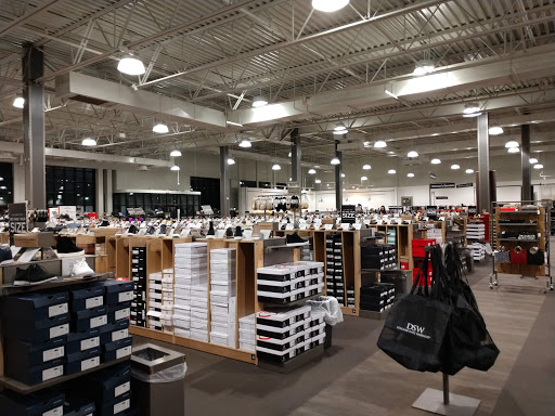Shoe Store «DSW Designer Shoe Warehouse», reviews and photos, 12997 Fair Lakes Shopping Center, Fairfax, VA 22033, USA