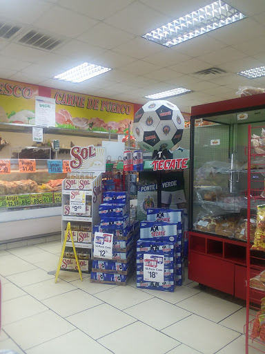 Pancho's Super Market