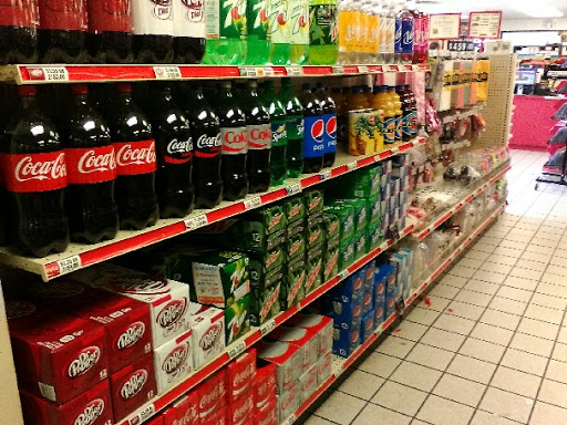 Liquor Store «Dirt Cheap», reviews and photos, 1119 Gravois Rd, Fenton, MO 63026, USA