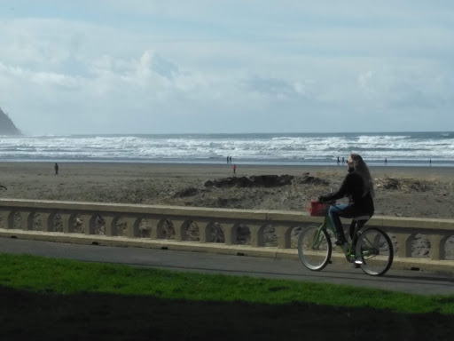 Community Center «East Portland Community Center», reviews and photos, 740 SE 106th Ave, Portland, OR 97216, USA