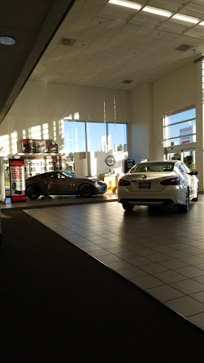 Car Dealer «Hanlees Davis Nissan», reviews and photos, 5009 Chiles Rd, Davis, CA 95618, USA