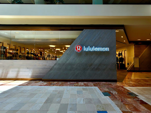 Sportswear Store «lululemon», reviews and photos, 3333 Bear St #102, Costa Mesa, CA 92626, USA
