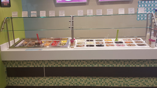 Frozen Yogurt Shop «Yogurtland», reviews and photos, 1000 N Western Ave #102, San Pedro, CA 90732, USA