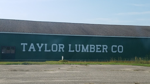 Taylor Lumber Co in Cedarville, Michigan